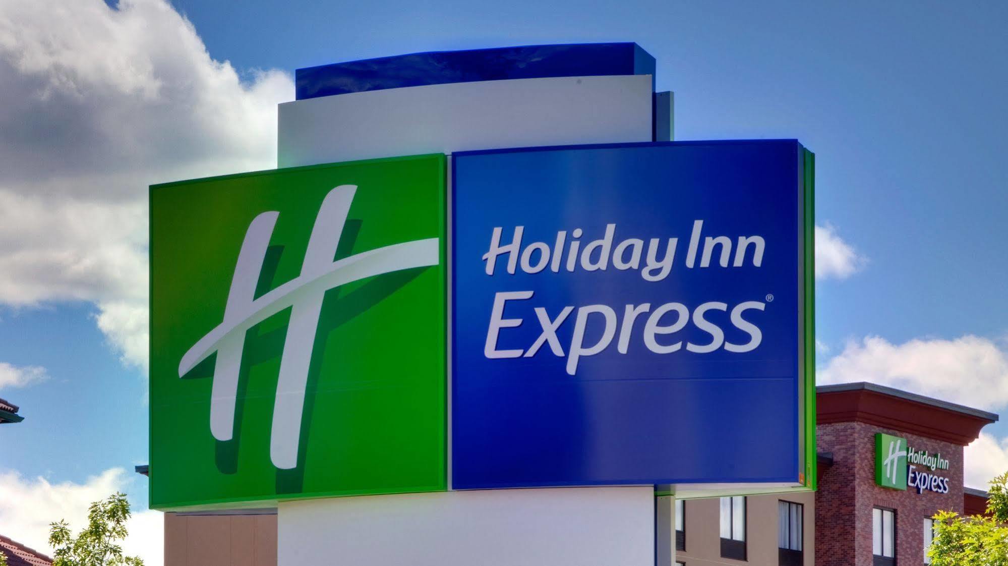 Holiday Inn Express & Suites - Marietta By Ihg Экстерьер фото